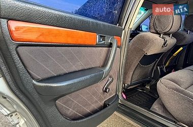 Седан Audi A6 1995 в Киеве