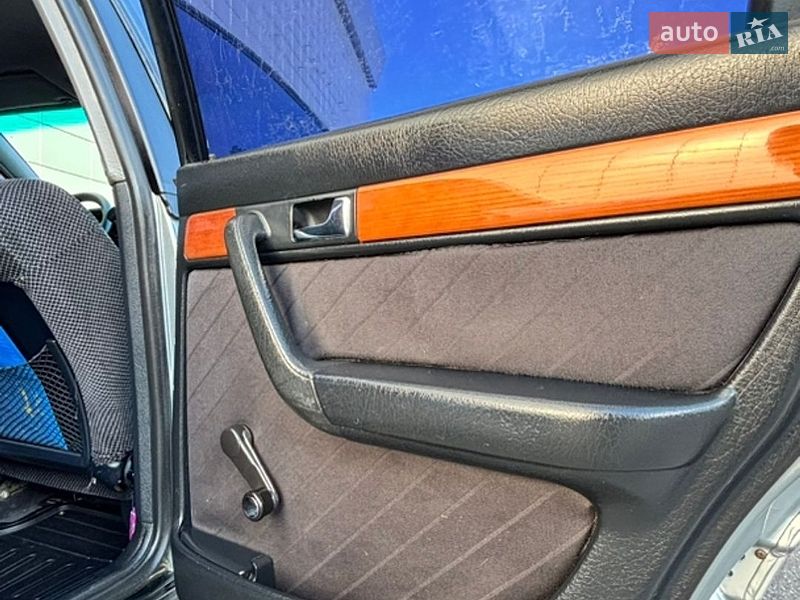 Седан Audi A6 1995 в Киеве