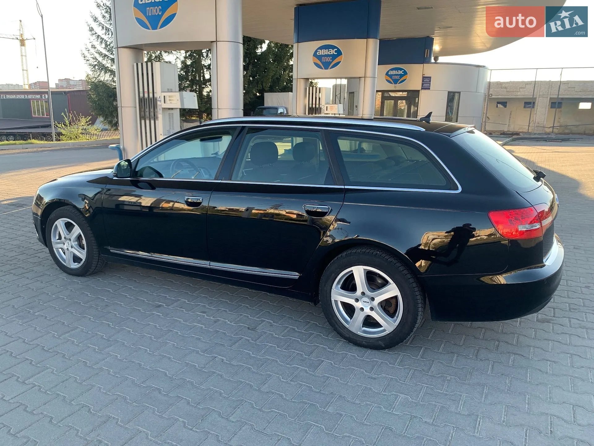 2010 Audi A6 - мініатюра 9