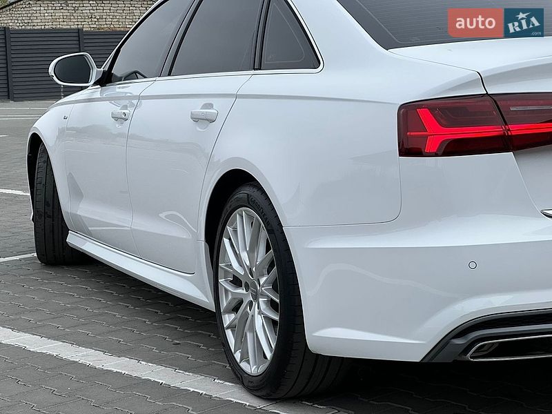 Седан Audi A6 2015 в Дубно