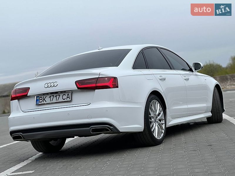 Седан Audi A6 2015 в Дубно