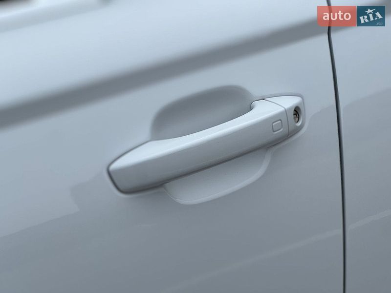 Седан Audi A6 2015 в Дубно