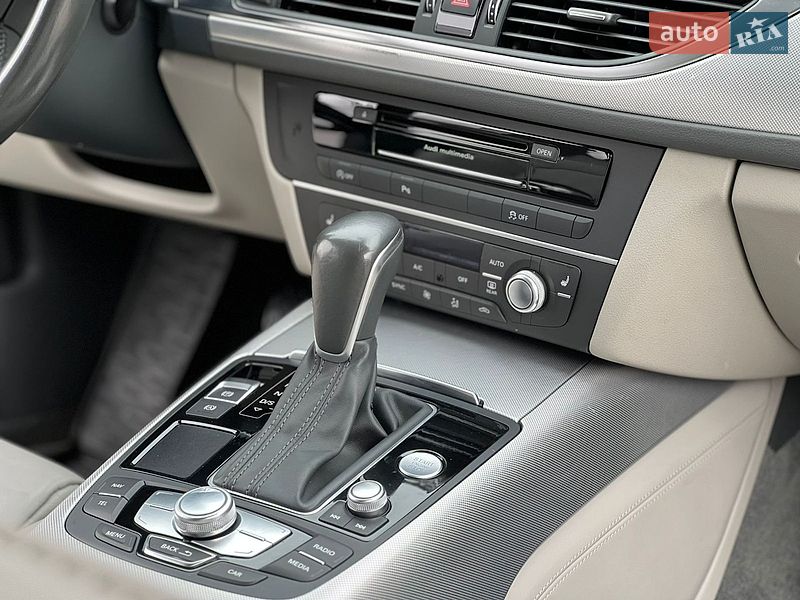 Седан Audi A6 2015 в Дубно