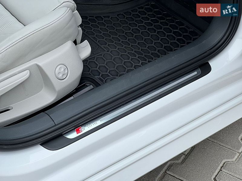 Седан Audi A6 2015 в Дубно