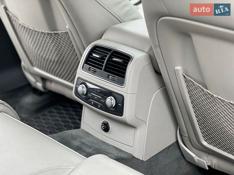 Седан Audi A6 2015 в Дубно