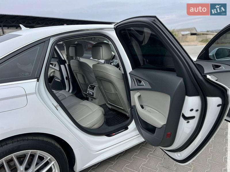 Седан Audi A6 2015 в Дубно