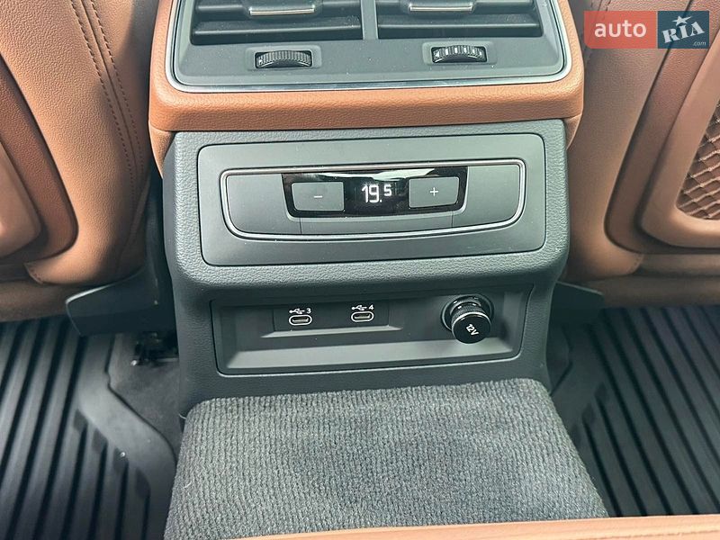 Седан Audi A6 2020 в Киеве