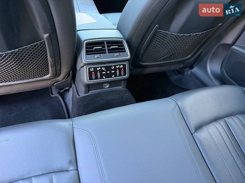 Седан Audi A6 2020 в Виннице