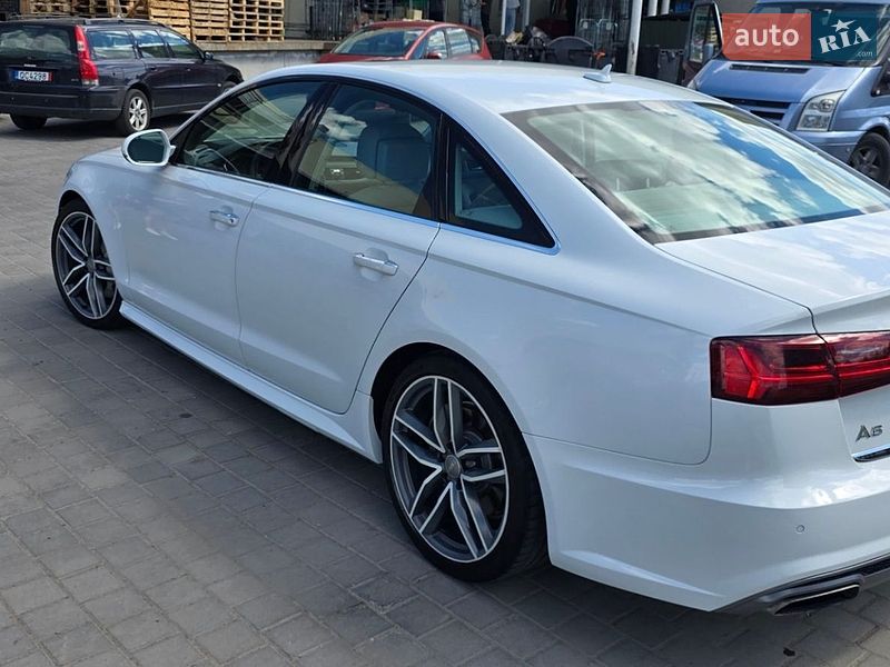 Седан Audi A6 2015 в Львове