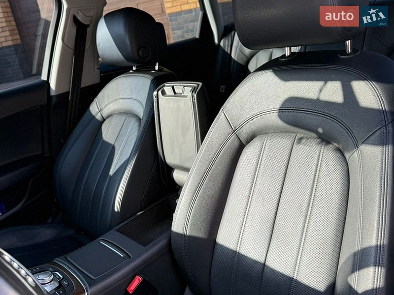 Седан Audi A6 2015 в Луцке