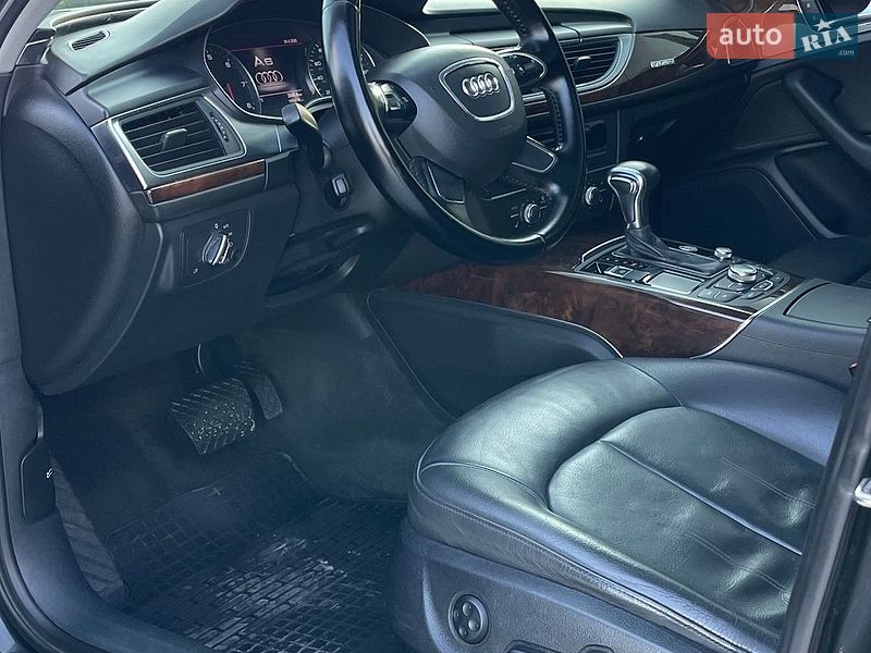 Седан Audi A6 2012 в Звягелі
