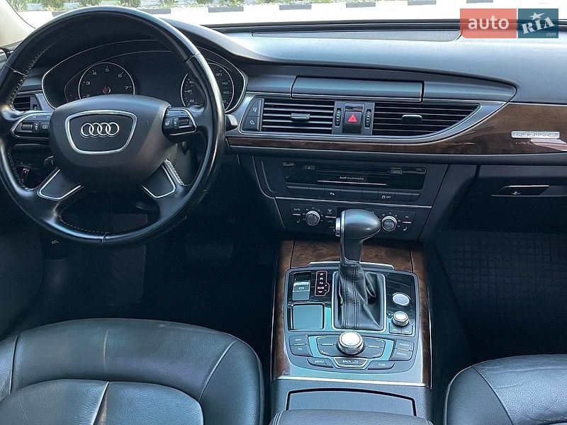 Седан Audi A6 2012 в Звягелі