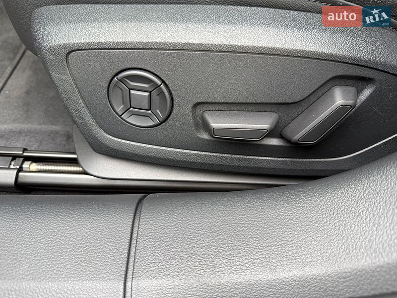 Седан Audi A6 2023 в Киеве