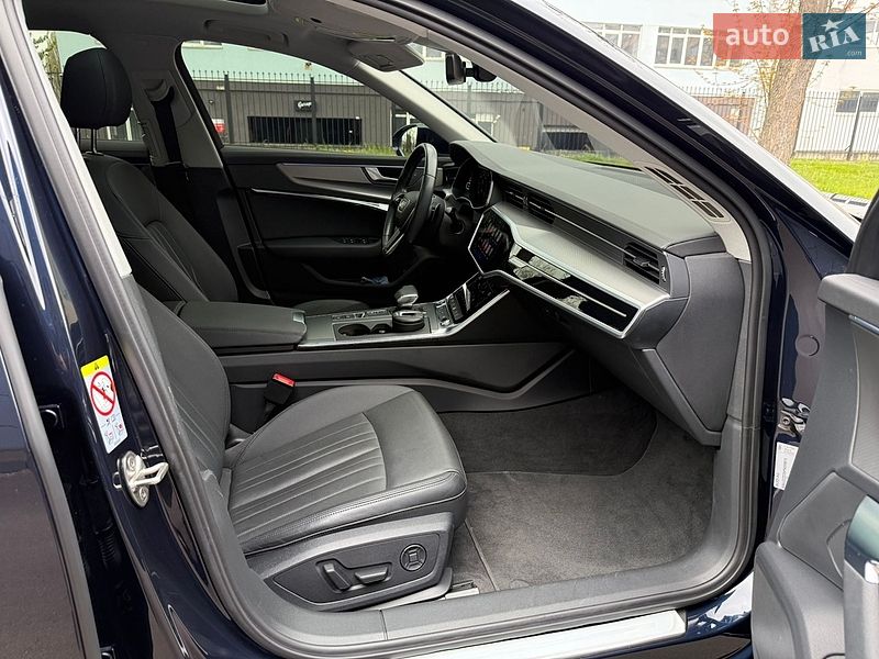 Седан Audi A6 2023 в Киеве
