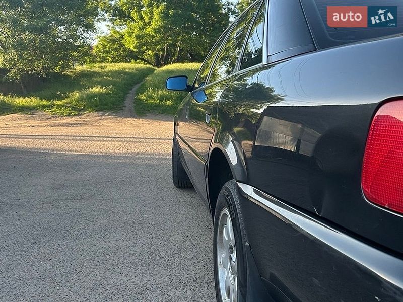 Седан Audi A6 1996 в Одессе
