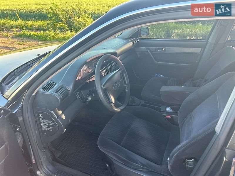 Седан Audi A6 1996 в Одессе