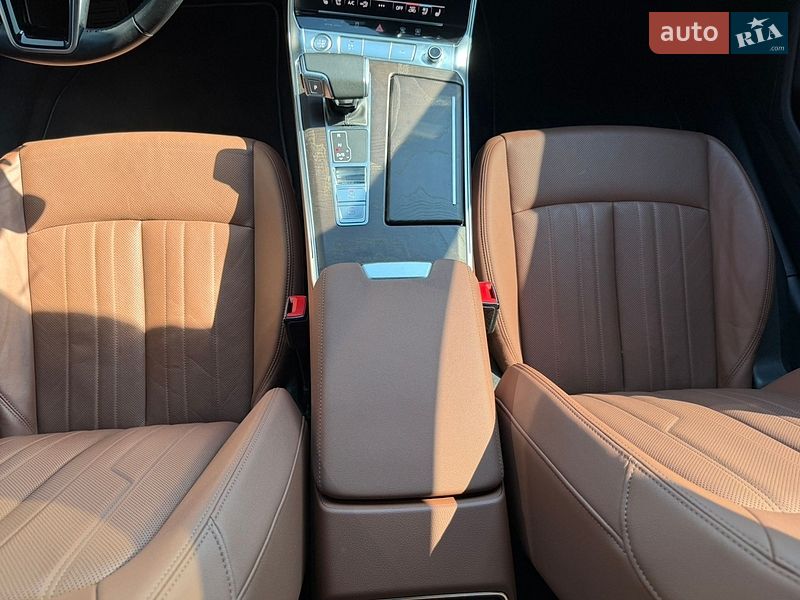 Седан Audi A6 2020 в Киеве