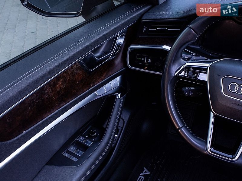 Седан Audi A6 2019 в Нововолынске