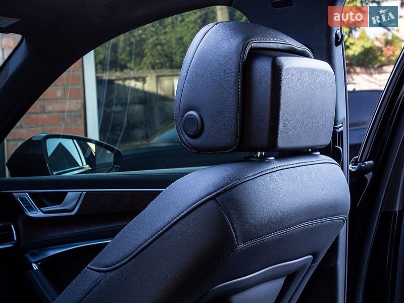 Седан Audi A6 2019 в Нововолинську