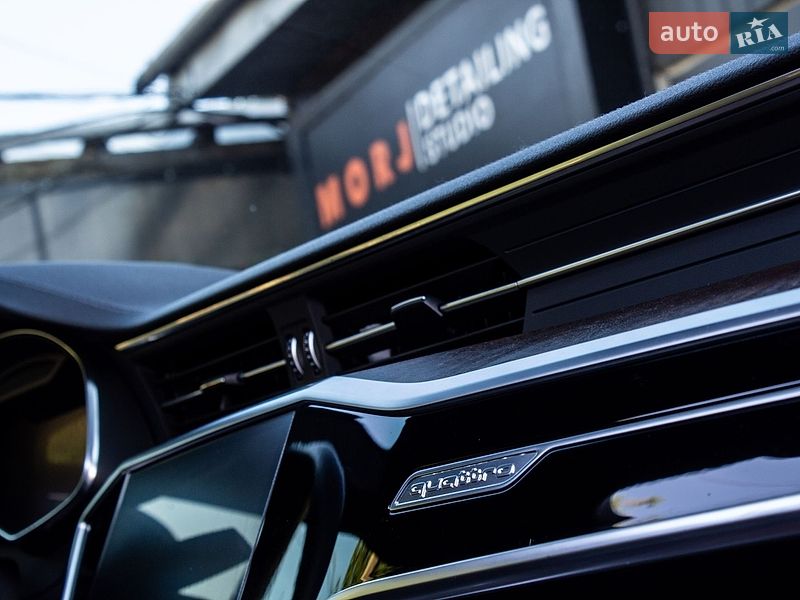 Седан Audi A6 2019 в Нововолынске