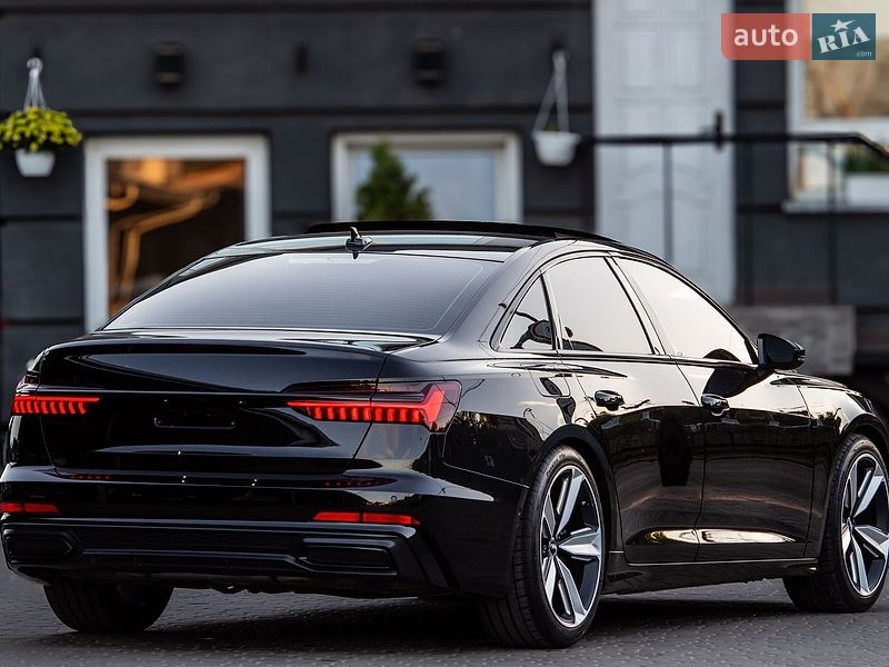 Седан Audi A6 2019 в Нововолынске