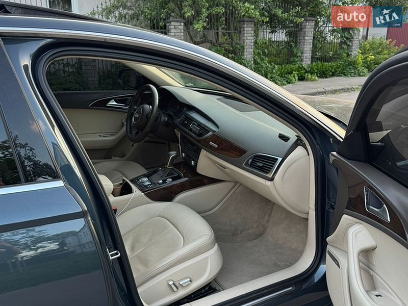 Седан Audi A6 2015 в Рівному