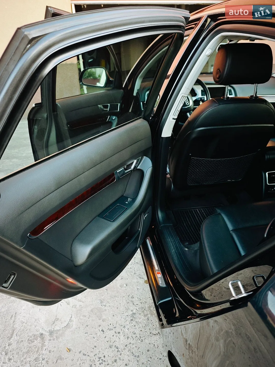 Audi A6 2010 VIN WAUKGAFB1BN007058 фото оголошення 5 з 12