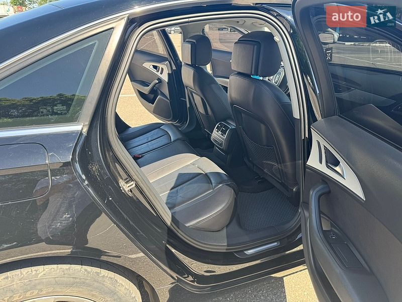 Седан Audi A6 2012 в Измаиле