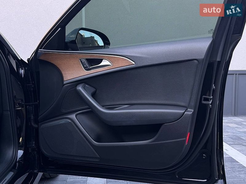 Седан Audi A6 2015 в Рівному
