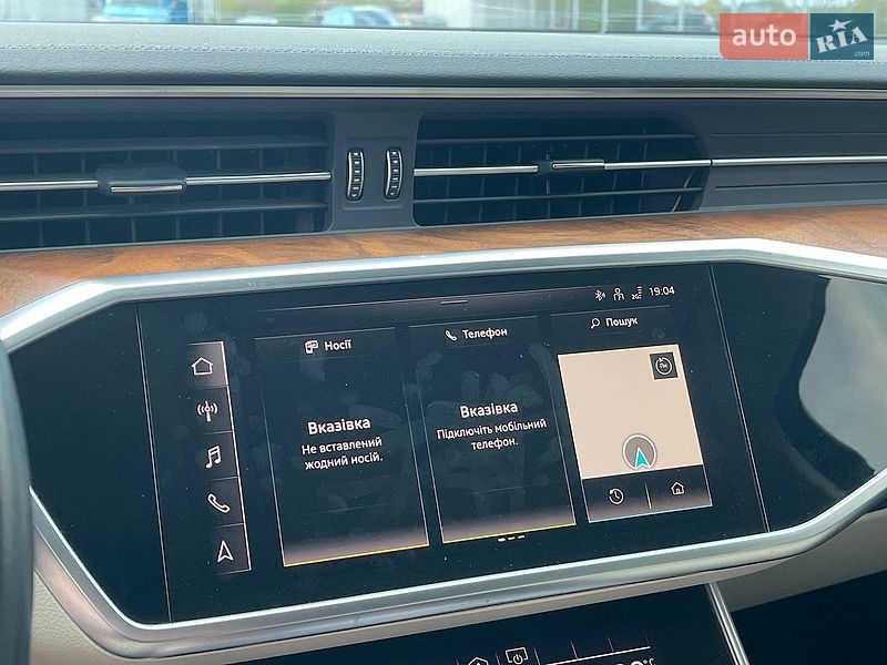Седан Audi A6 2023 в Нововолынске