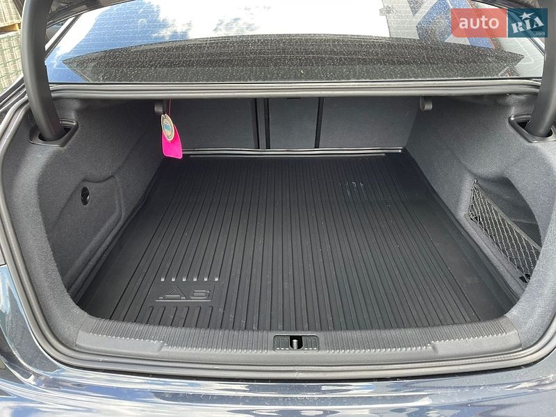 Седан Audi A6 2014 в Косові