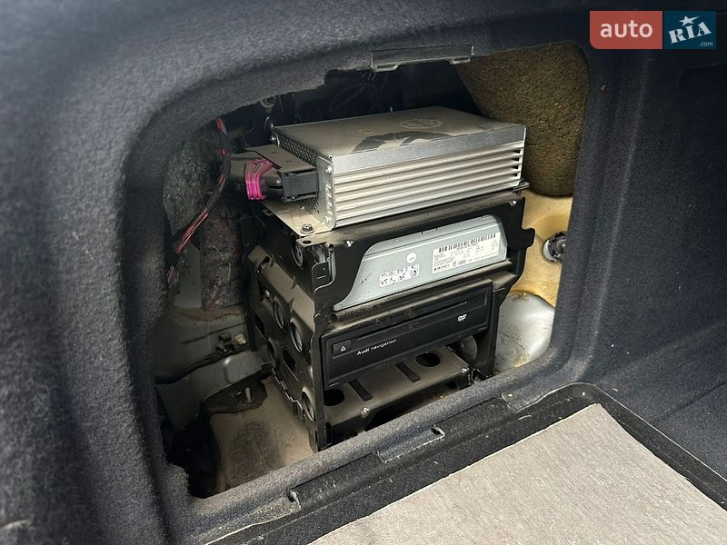 Седан Audi A6 2006 в Самборе