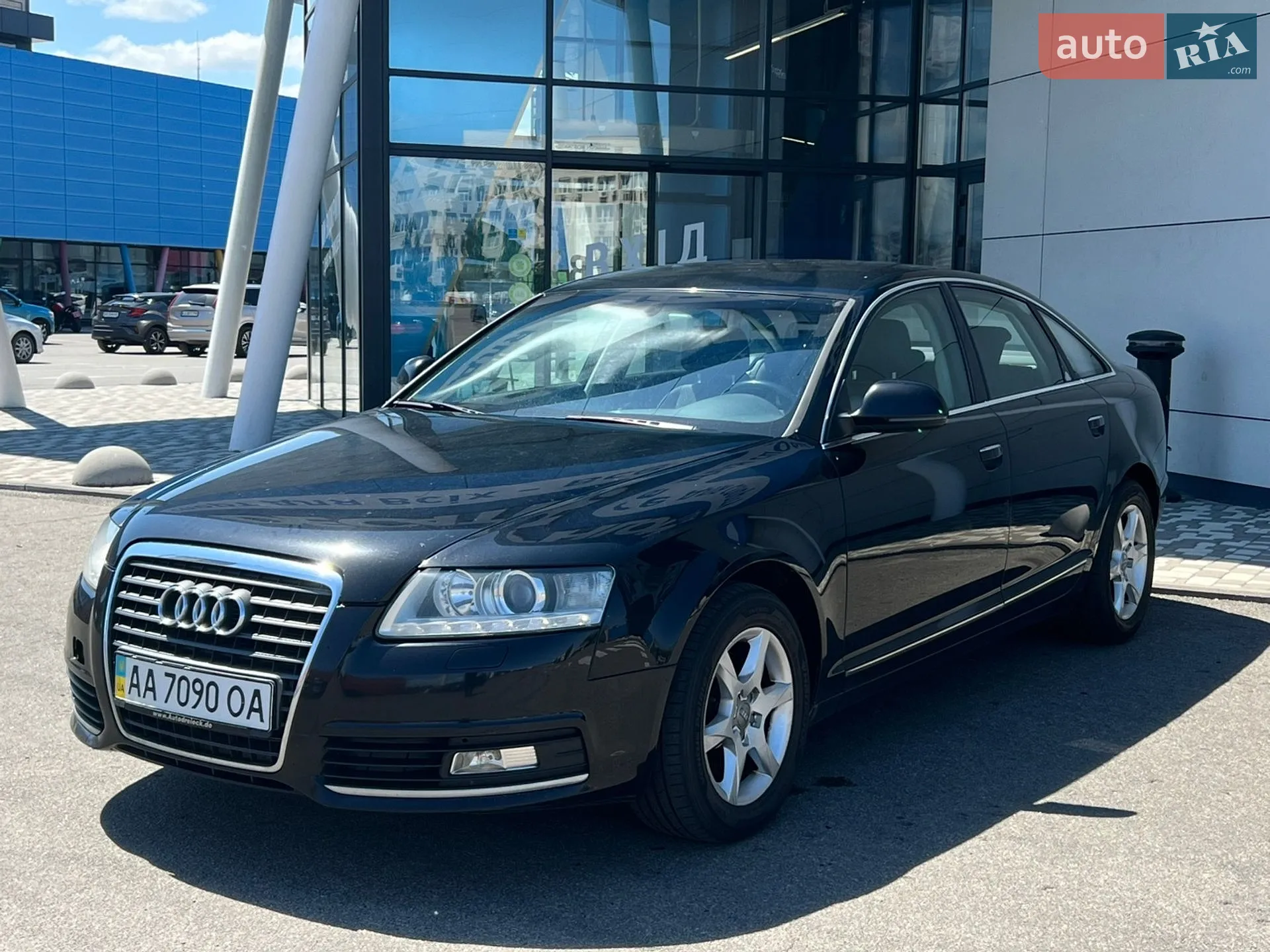 2010 Audi A6 - мініатюра 3
