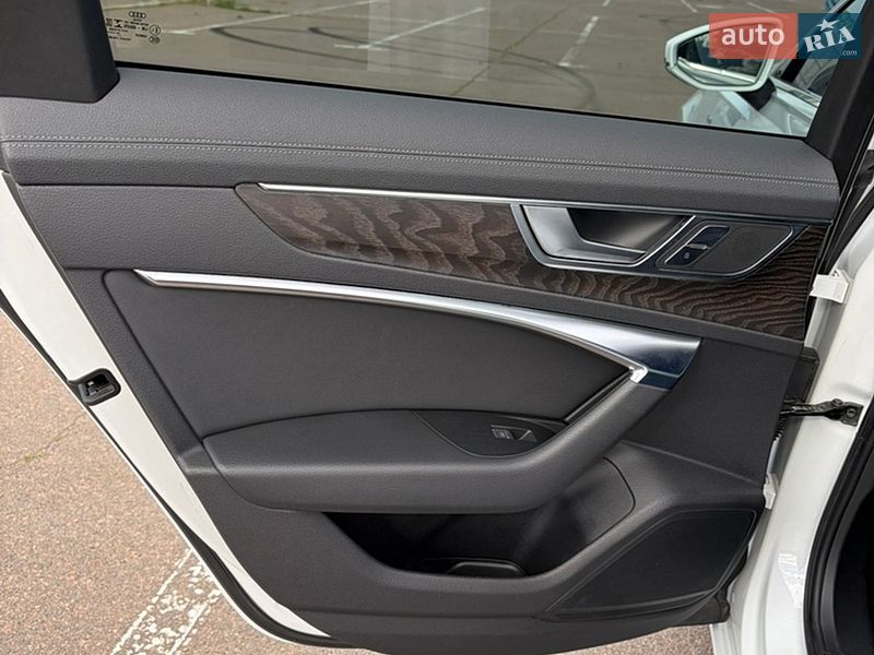 Седан Audi A6 2019 в Одессе