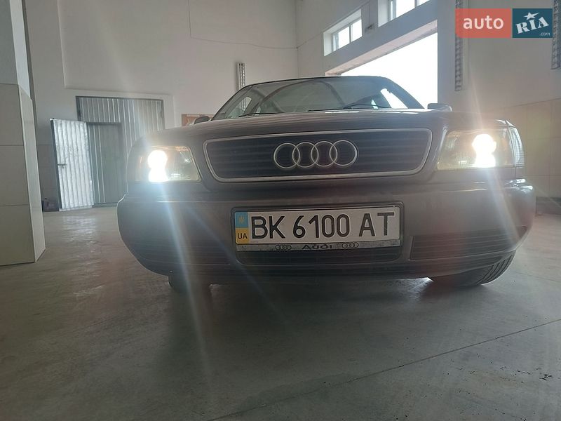 Седан Audi A6 1997 в Рівному