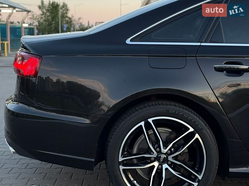 Седан Audi A6 2015 в Киеве