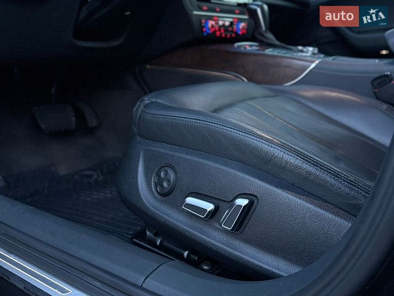 Седан Audi A6 2015 в Киеве