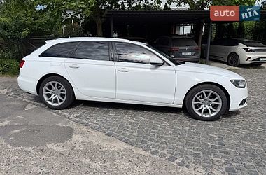 Универсал Audi A6 2011 в Киеве