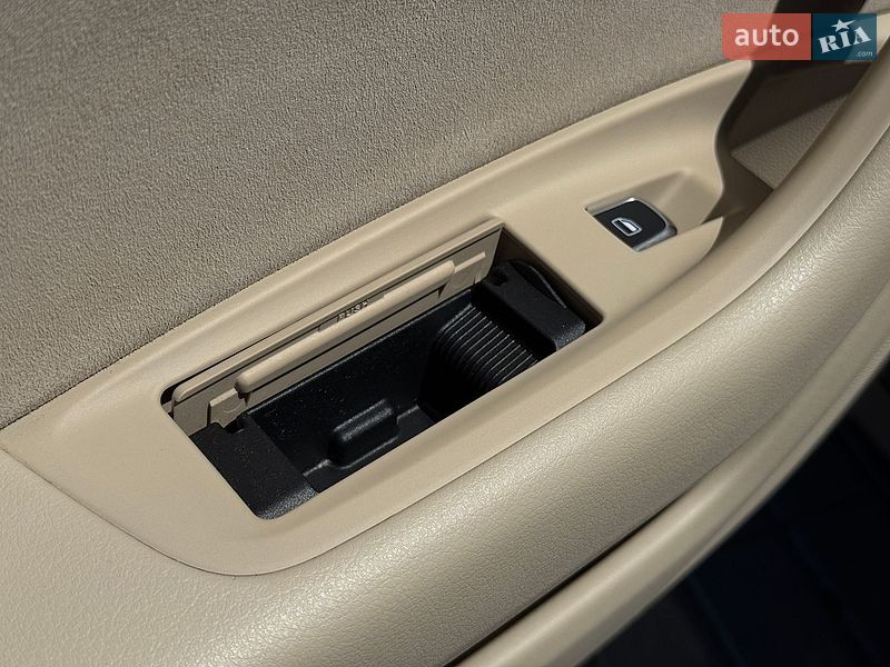 Седан Audi A6 2016 в Мукачевому