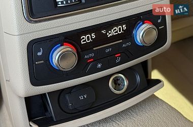 Седан Audi A6 2016 в Мукачевому