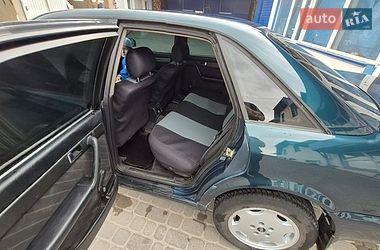 Седан Audi A6 1995 в Кременце