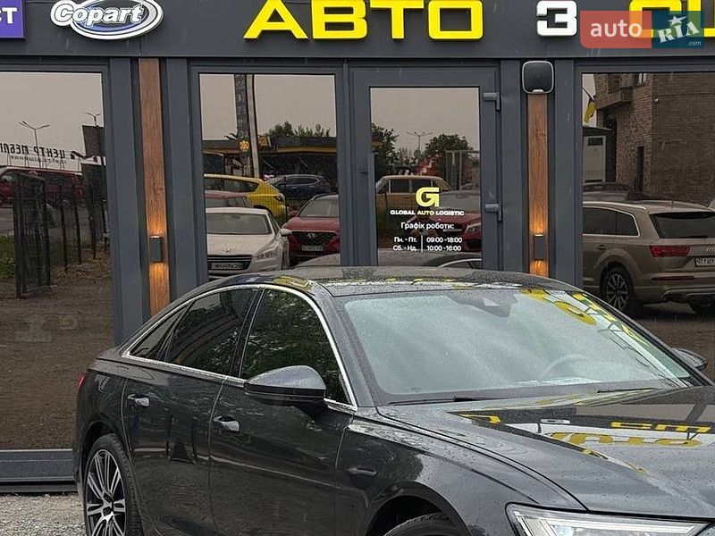 Седан Audi A6 2022 в Львове