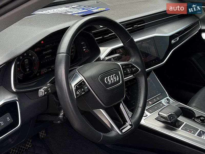Седан Audi A6 2022 в Львове