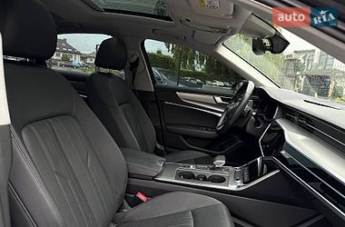 Седан Audi A6 2022 в Львове