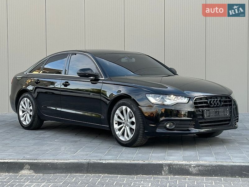 Седан Audi A6 2011 в Ужгороде