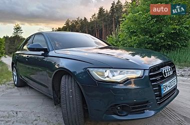 Седан Audi A6 2012 в Лебедині