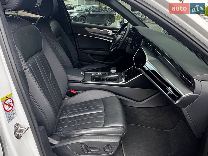 Седан Audi A6 2023 в Дніпрі