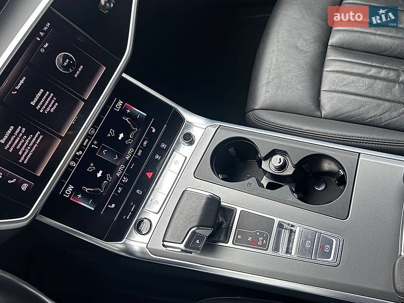 Седан Audi A6 2023 в Дніпрі