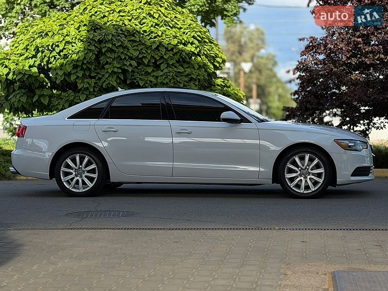 Седан Audi A6 2012 в Дніпрі