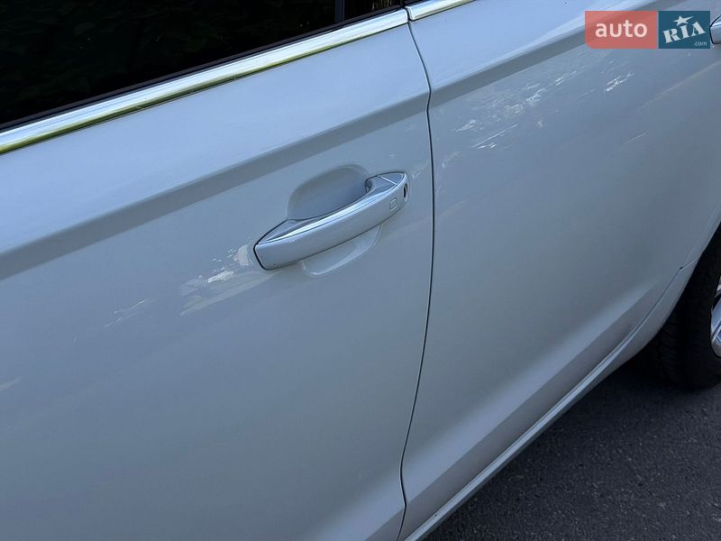 Седан Audi A6 2012 в Дніпрі